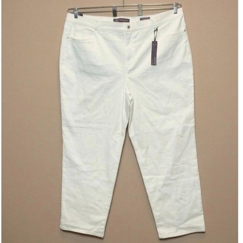 White Plus Size 24 Original AMANDA Jean classic fit tapered Stretchy  Summer